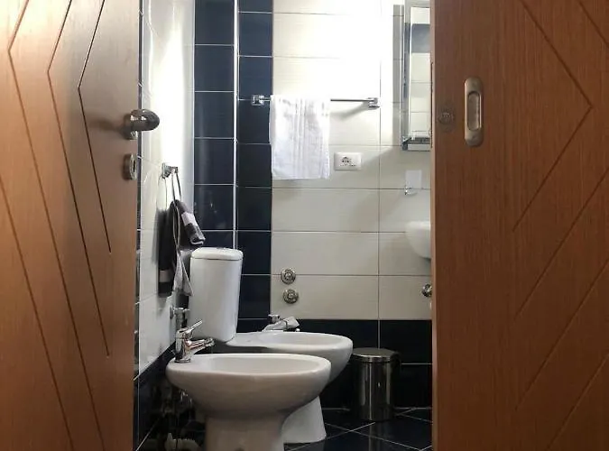 The Sunset Leven * Wlora