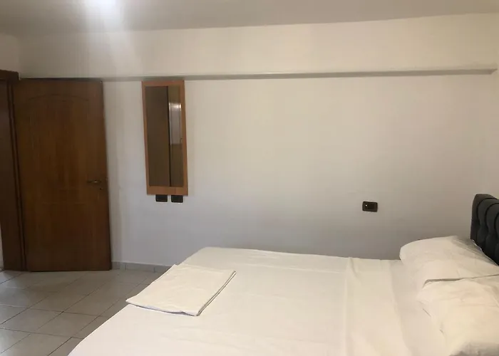 The Sunset Leven Wlora