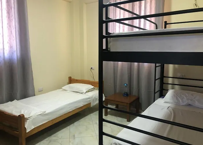 The Sunset Leven Apartament *