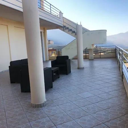 The Sunset Leven * Vlorë