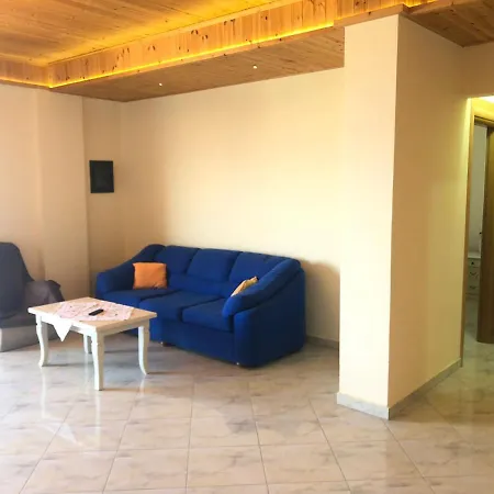 The Sunset Leven Vlorë