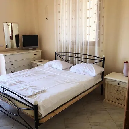 The Sunset Leven Apartment